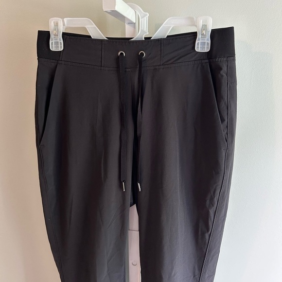 Athleta Black Athletic Drawstring Waist Pants - Picture 2 of 4